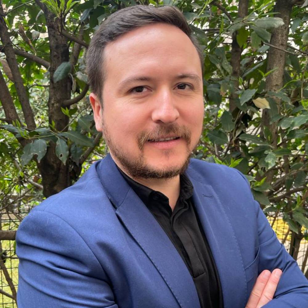 Alex Di Genova